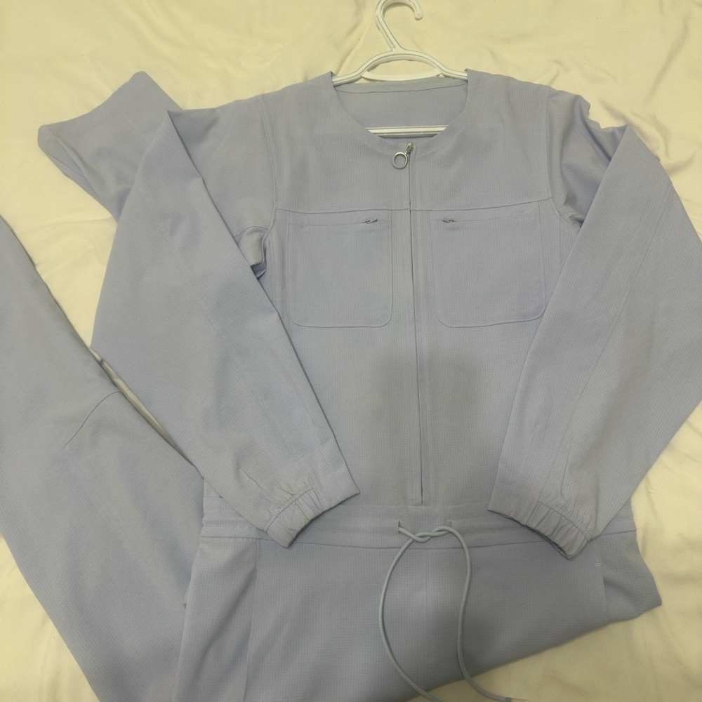 Lululemon Ventlight Zip-Front Jumpsuit (size 4)
